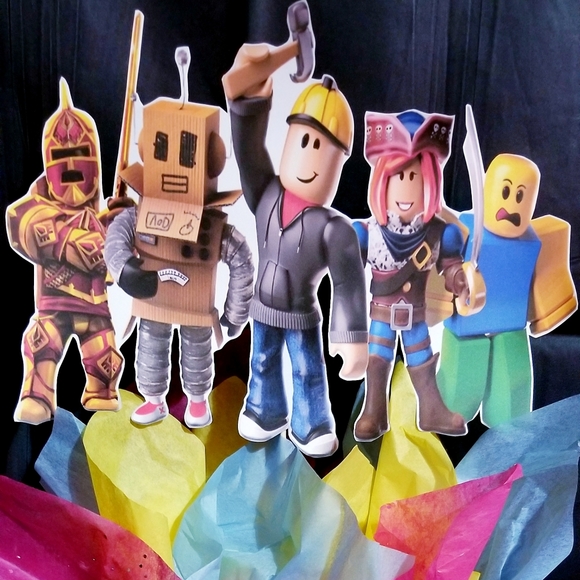 Roblox Girl Birthday Party Supplies - Picture 4 of 6